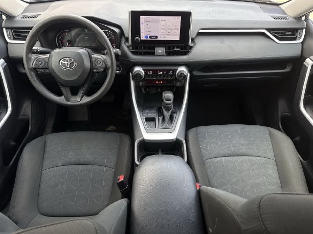 Used 2025 Toyota RAV4 XLE FWD image 11
