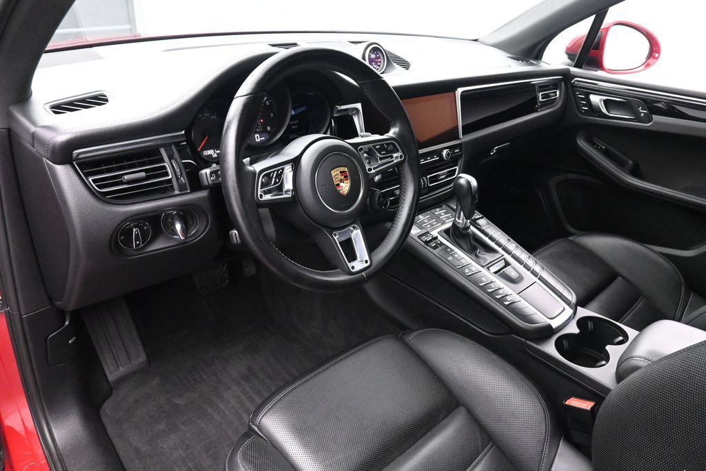 Used 2021 Porsche Macan GTS w/ Premium Package Plus (PF9) AWD/4WD image 10