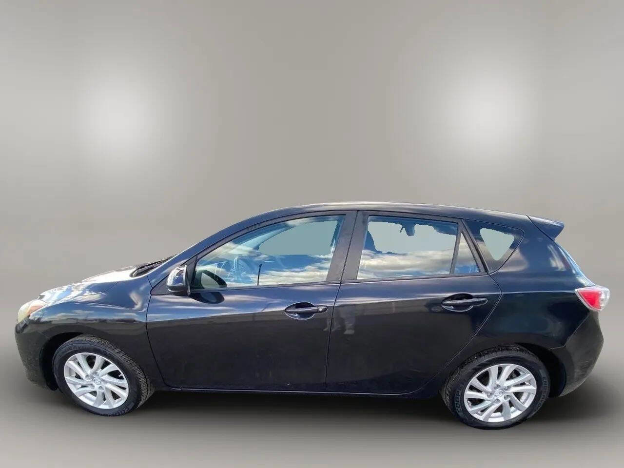 Used 2012 MAZDA MAZDA3 i Touring image 7