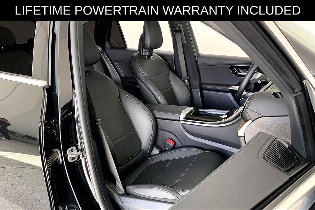 Used 2025 Mercedes-Benz GLC 350e 4MATIC image 9
