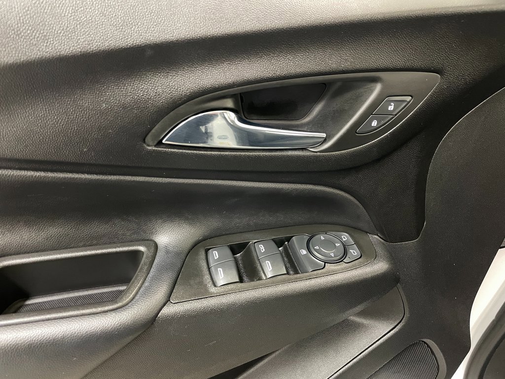 Used 2022 Chevrolet Equinox LT image 22