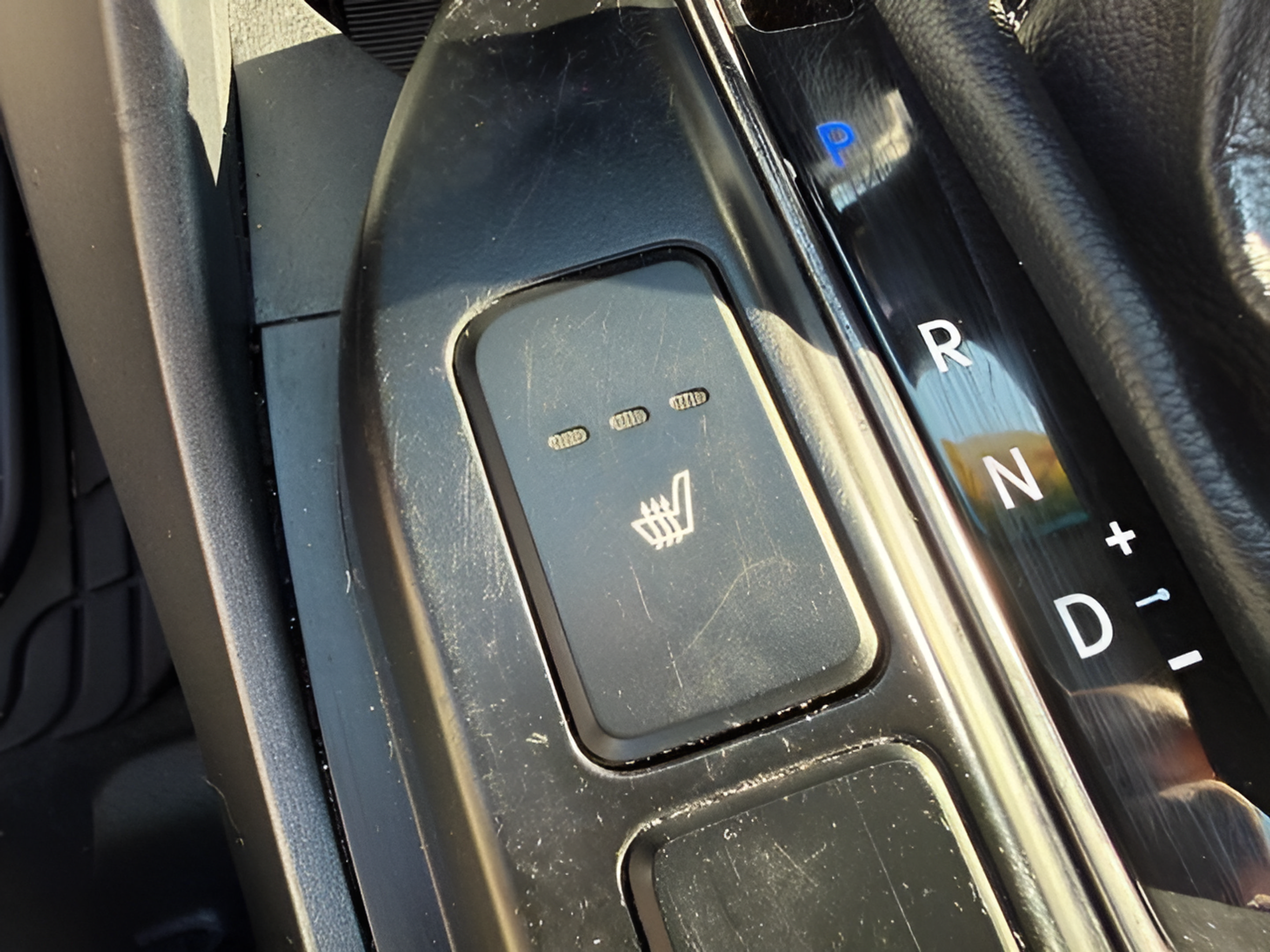 Used 2013 Hyundai Santa Fe Sport 2.0T FWD image 21
