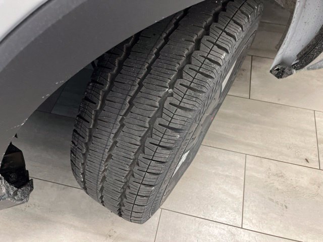 New 2026 Ford Transit 250 Low Roof RWD image 32