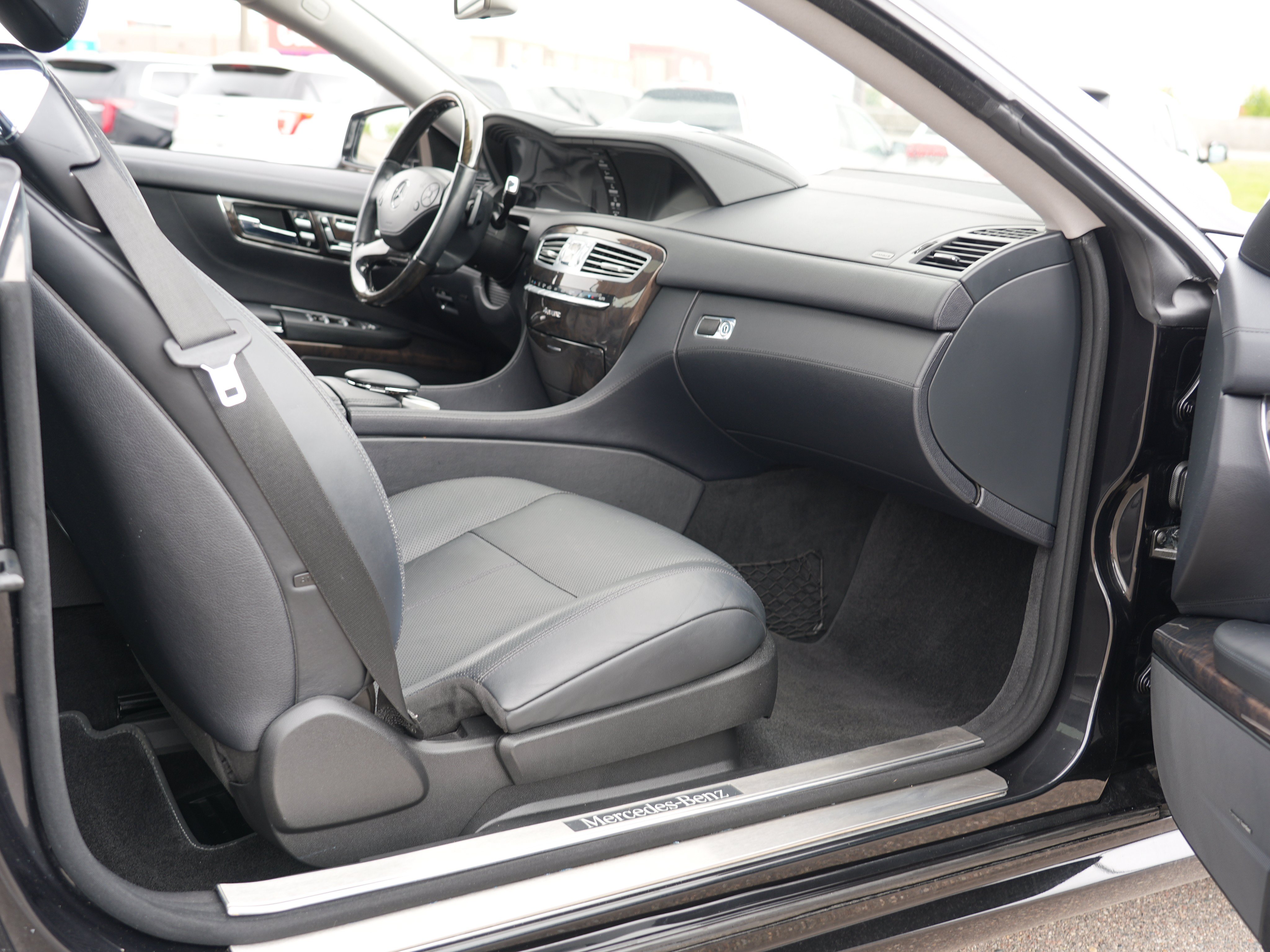 Used 2014 Mercedes-Benz CL 550 4MATIC image 12