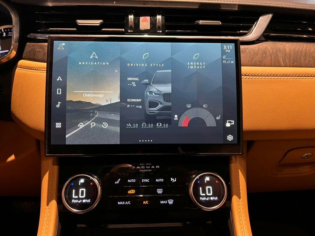 Used 2021 Jaguar F-PACE S image 20