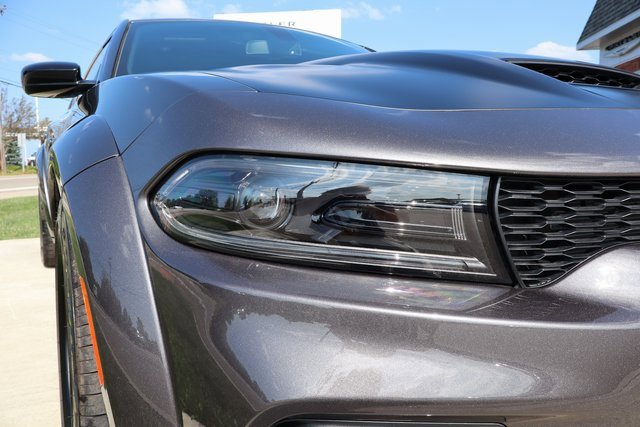 Used 2023 Dodge Charger SRT Hellcat w/ Harman/Kardon Audio Group image 4