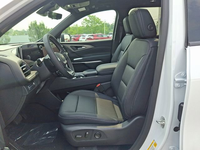 New 2026 Chevrolet Traverse LT w/ Sun and Wheel Package image 7