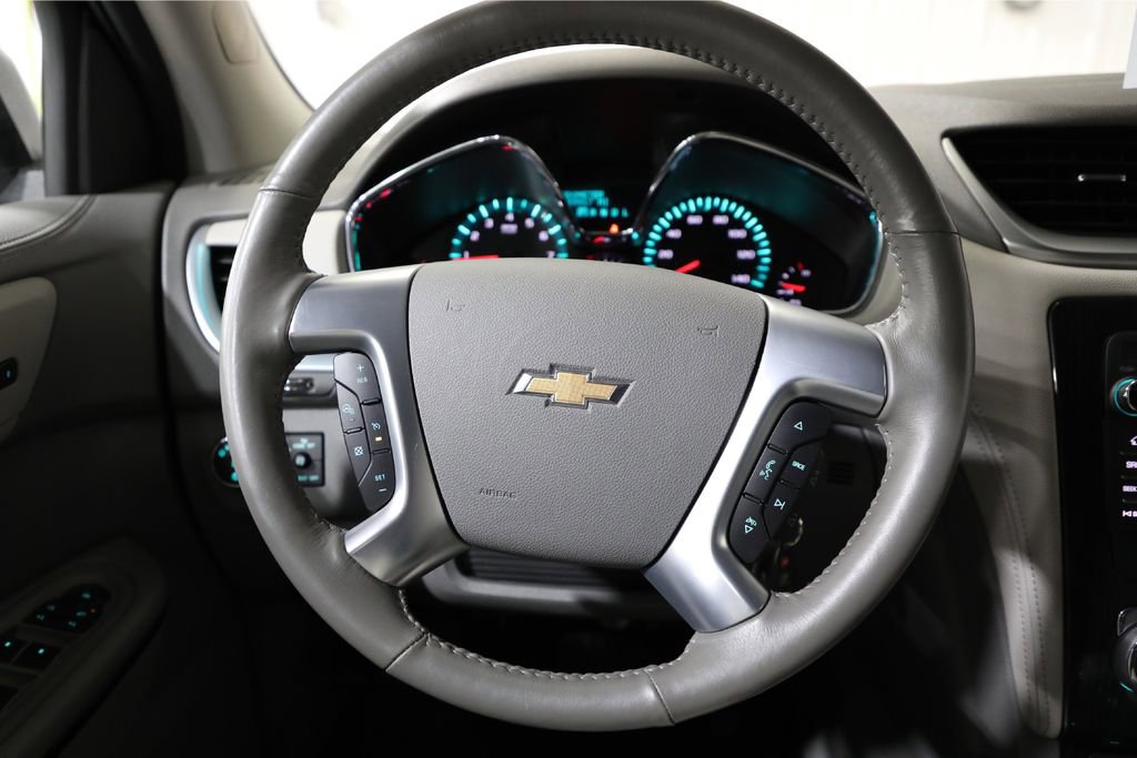 Certified 2017 Chevrolet Traverse Premier image 3
