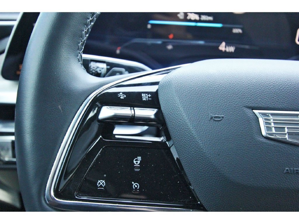 Used 2024 Cadillac Lyriq Sport RWD image 15