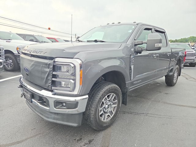 Used 2023 Ford F250 Lariat w/ Lariat Ultimate Package AWD/4WD image 2