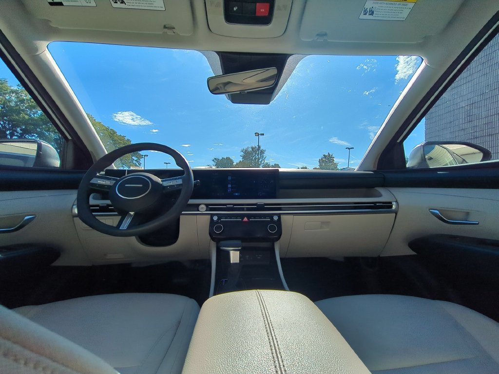 Used 2025 Hyundai Tucson SEL FWD image 25