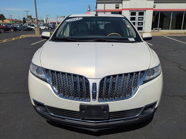 Used 2013 Lincoln MKX FWD w/ Wood Pkg image 2