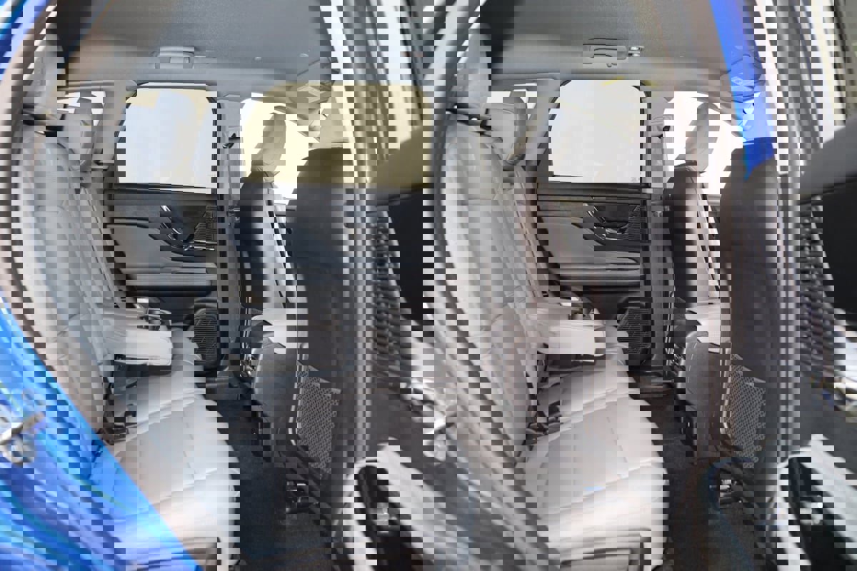 Used 2021 Lincoln Corsair FWD image 12