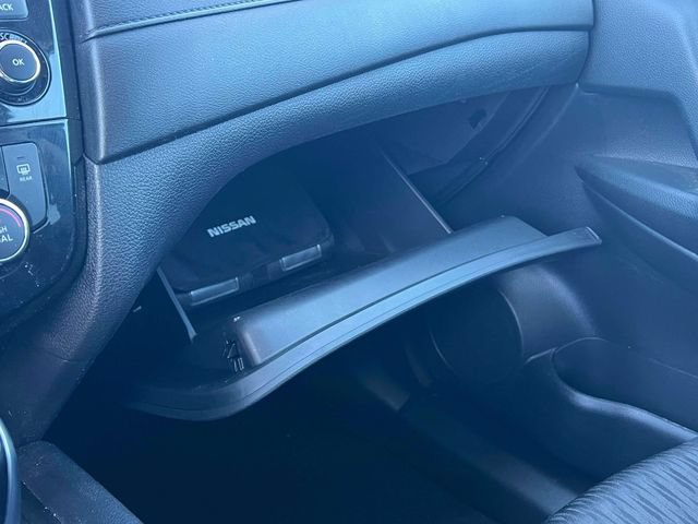 Used 2020 Nissan Rogue SV w/ Premium Package AWD/4WD image 28