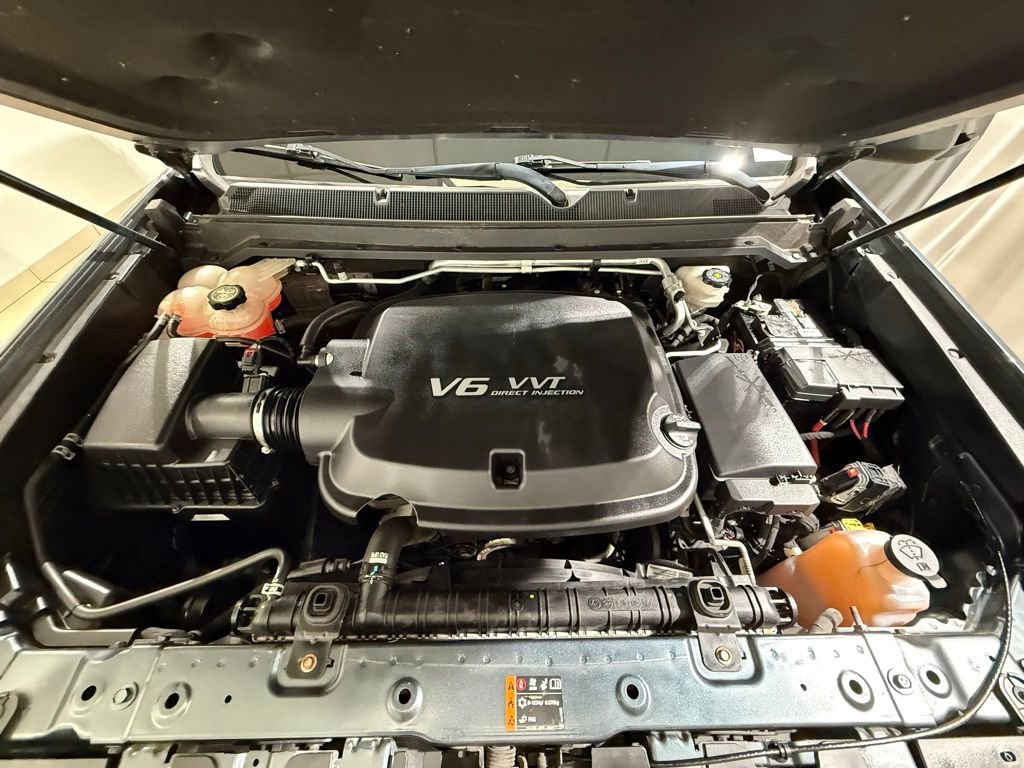 Used 2019 Chevrolet Colorado LT w/ LT Convenience Package image 8