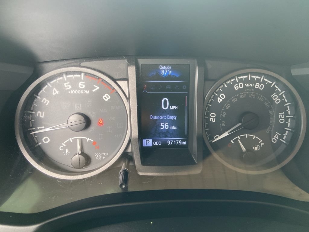 Used 2017 Toyota Tacoma TRD Off-Road w/ Tow Package (A/T) AWD/4WD image 21