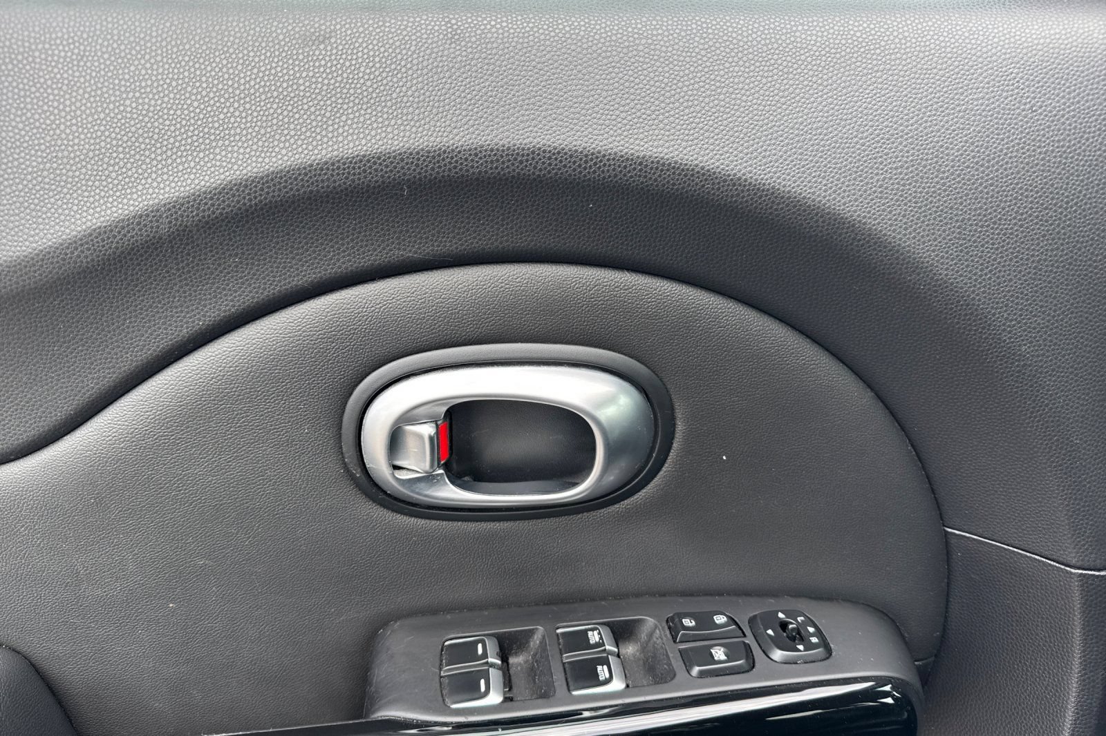 Used 2019 Kia Soul ! FWD image 10