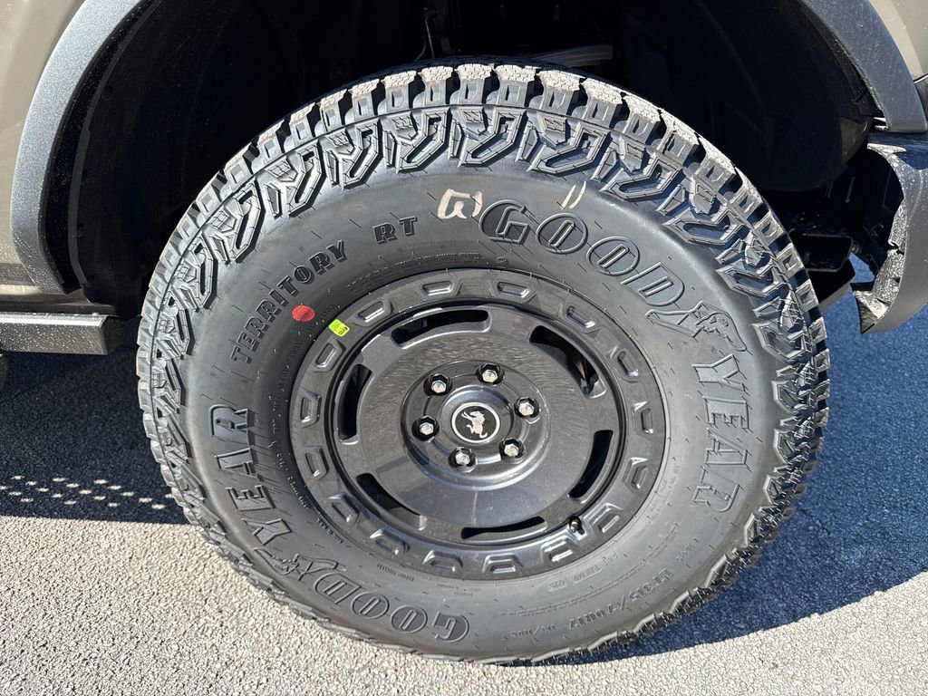 New 2025 Ford Bronco Badlands image 11