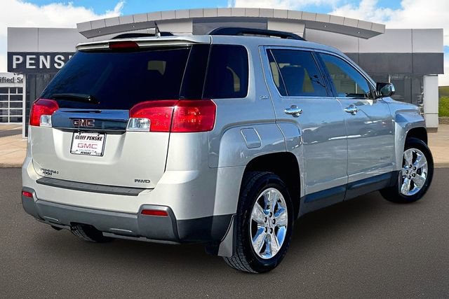 Used 2015 GMC Terrain SLT w/ Chrome Edition image 2