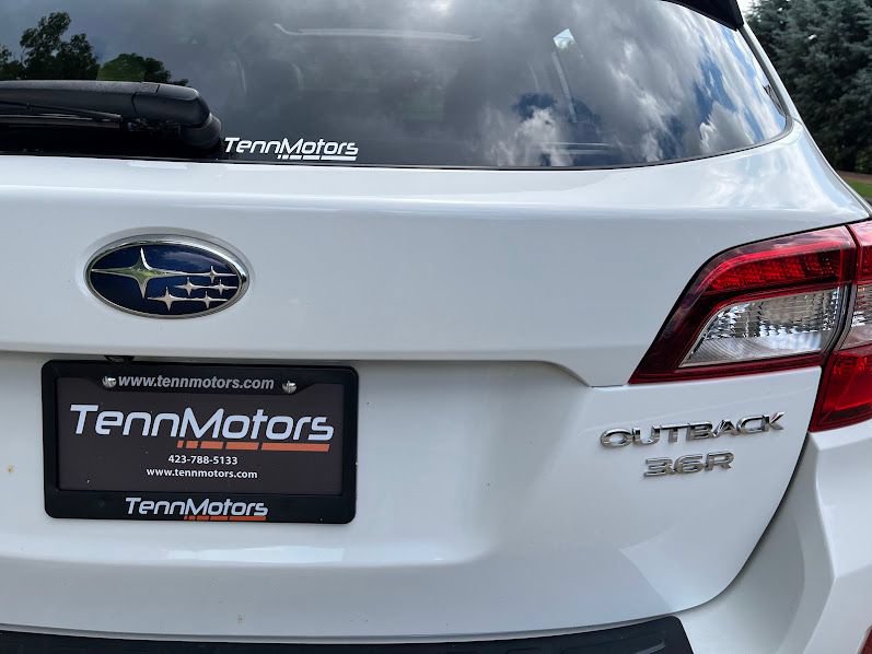 Used 2017 Subaru Outback 3.6R Touring w/ Protection Package #1 AWD/4WD image 46