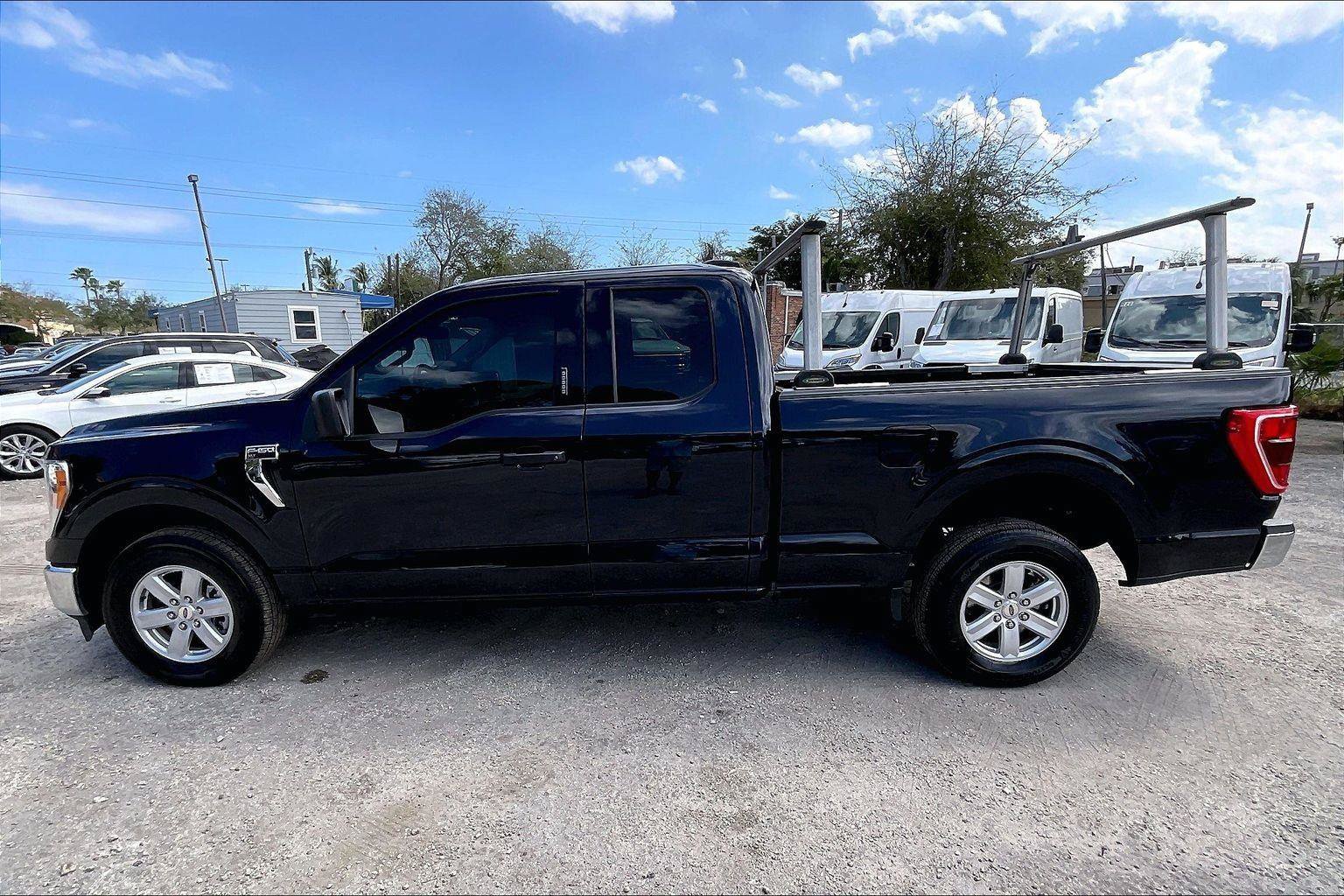 Used 2022 Ford F150 XLT w/ Equipment Group 301A Mid RWD image 31