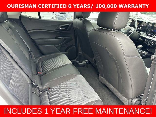 Certified 2025 Chevrolet Trax LT w/ LT Convenience Package FWD image 13