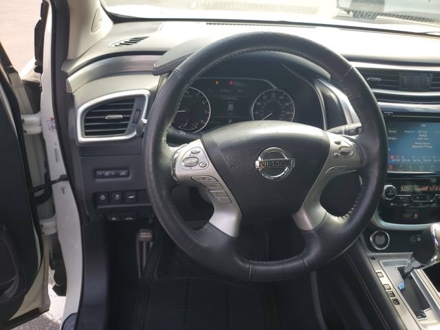Used 2018 Nissan Murano SL w/ Cargo Package FWD image 16