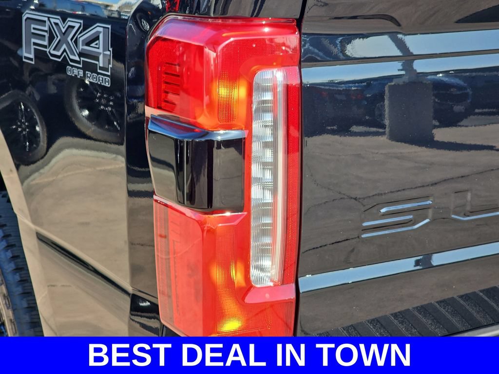 New 2026 Ford F250 Lariat w/ Black Appearance Package AWD/4WD image 40