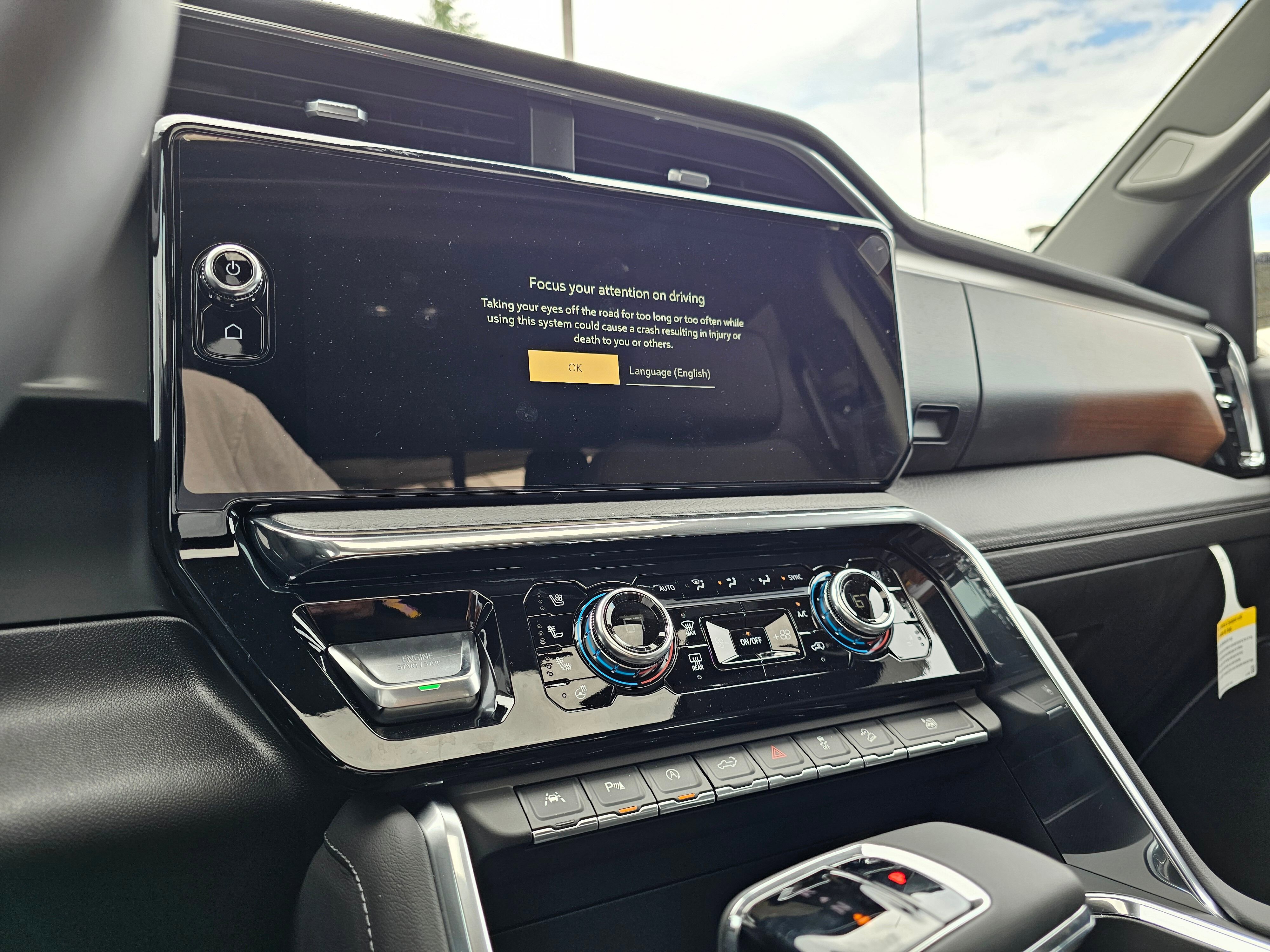 New 2024 GMC Sierra 1500 Denali AWD/4WD image 27