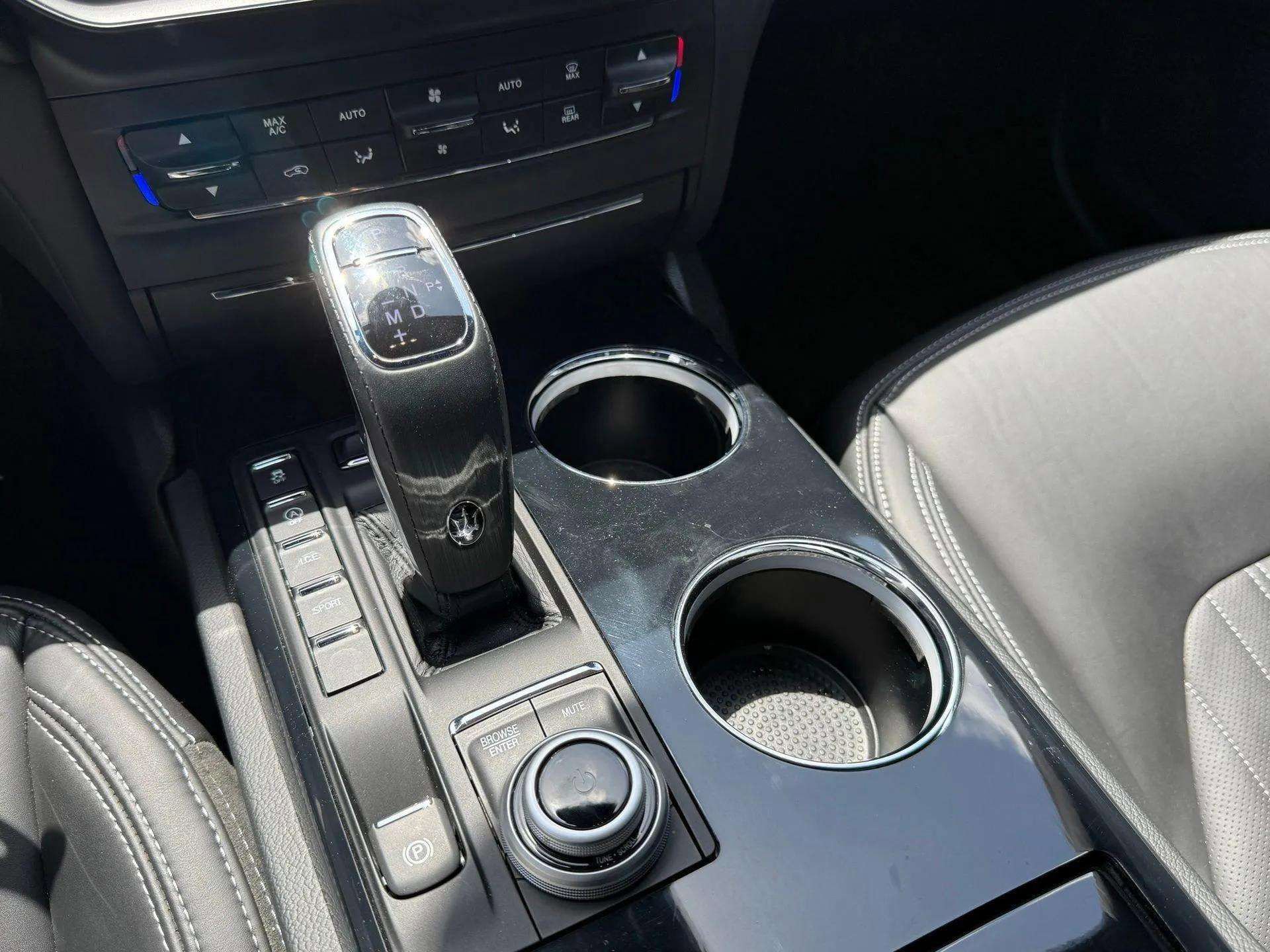 Certified 2023 Maserati Ghibli Modena Q4 AWD/4WD image 42