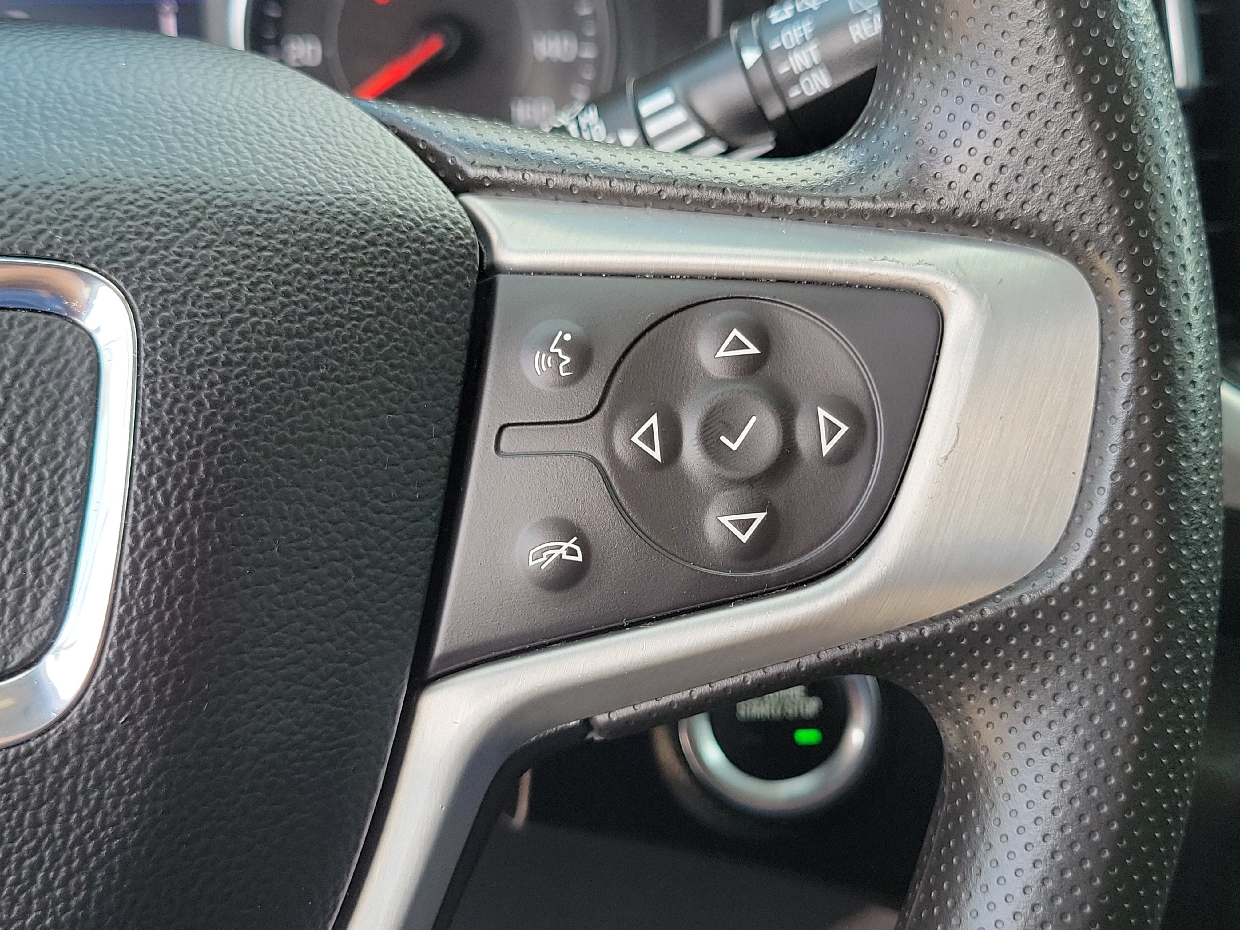 Used 2023 GMC Terrain SLE w/ Elevation Edition FWD image 22