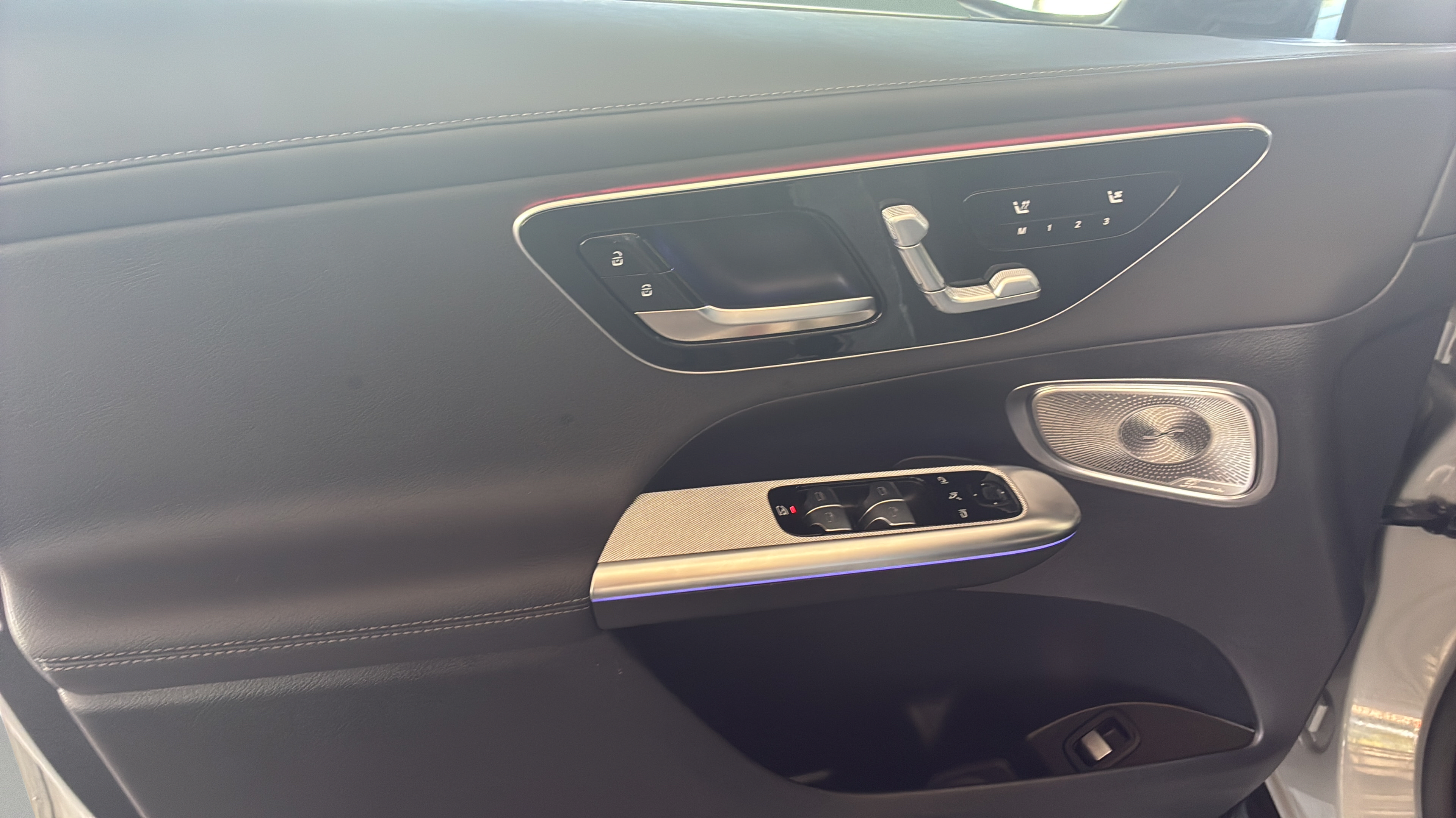 Used 2026 Mercedes-Benz GLC 300 image 38