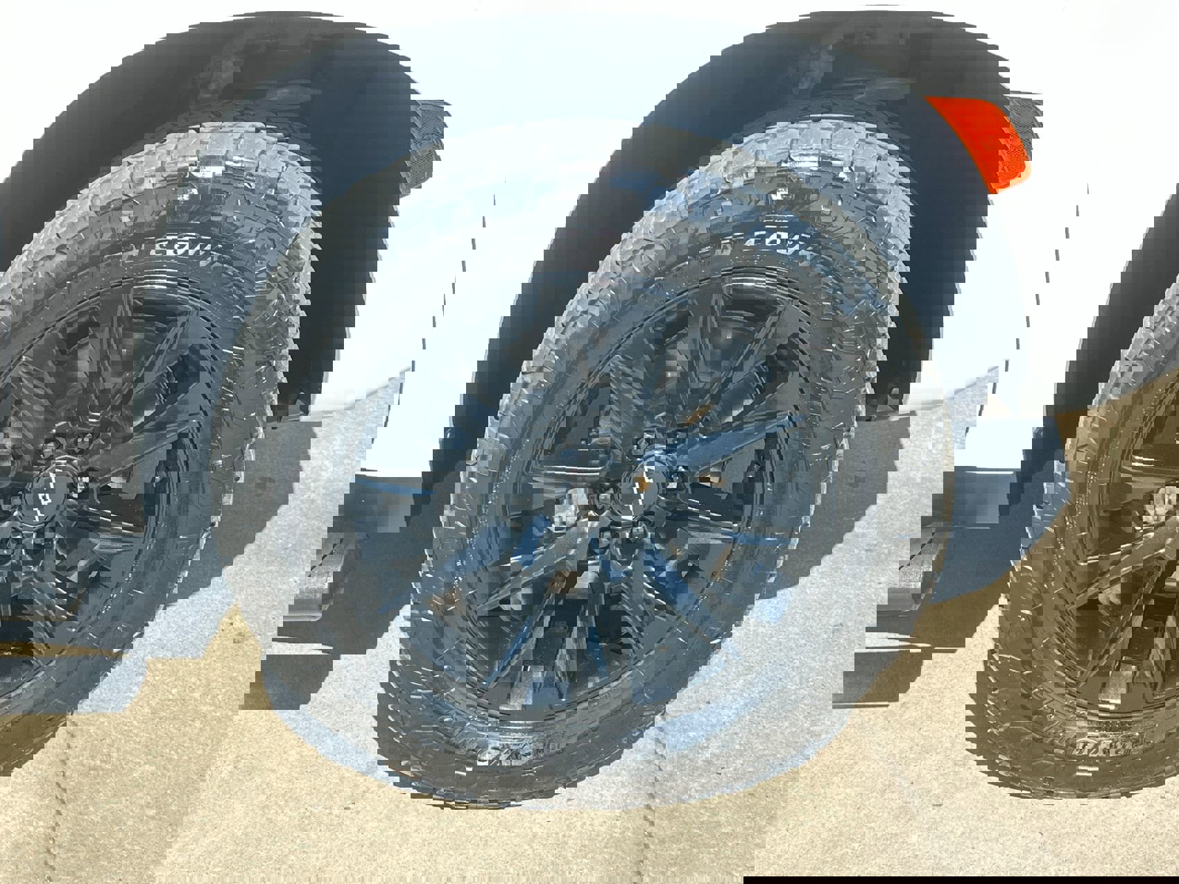 Used 2021 Chevrolet Suburban Z71 w/ Z71 Off-Road Package image 10