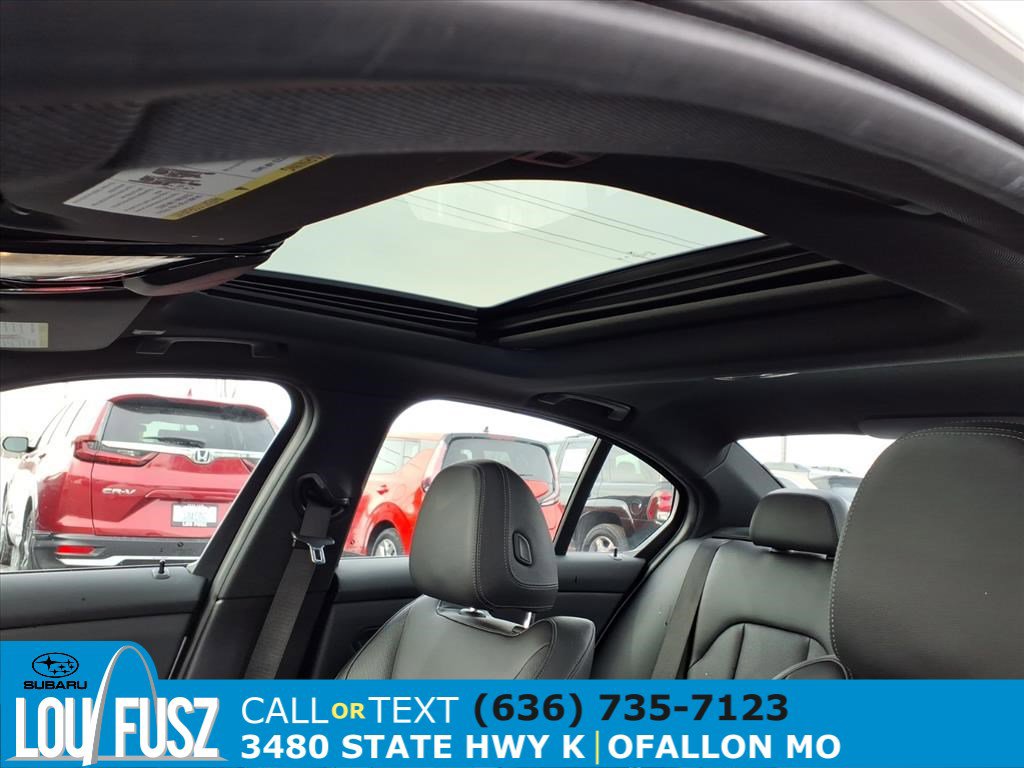 Used 2023 BMW 330e image 24