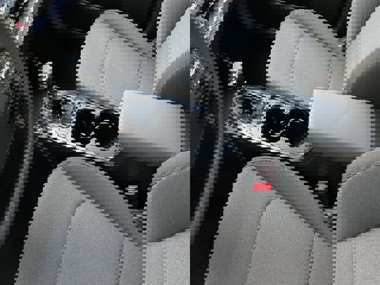 Used 2025 Kia K4 LXS image 34