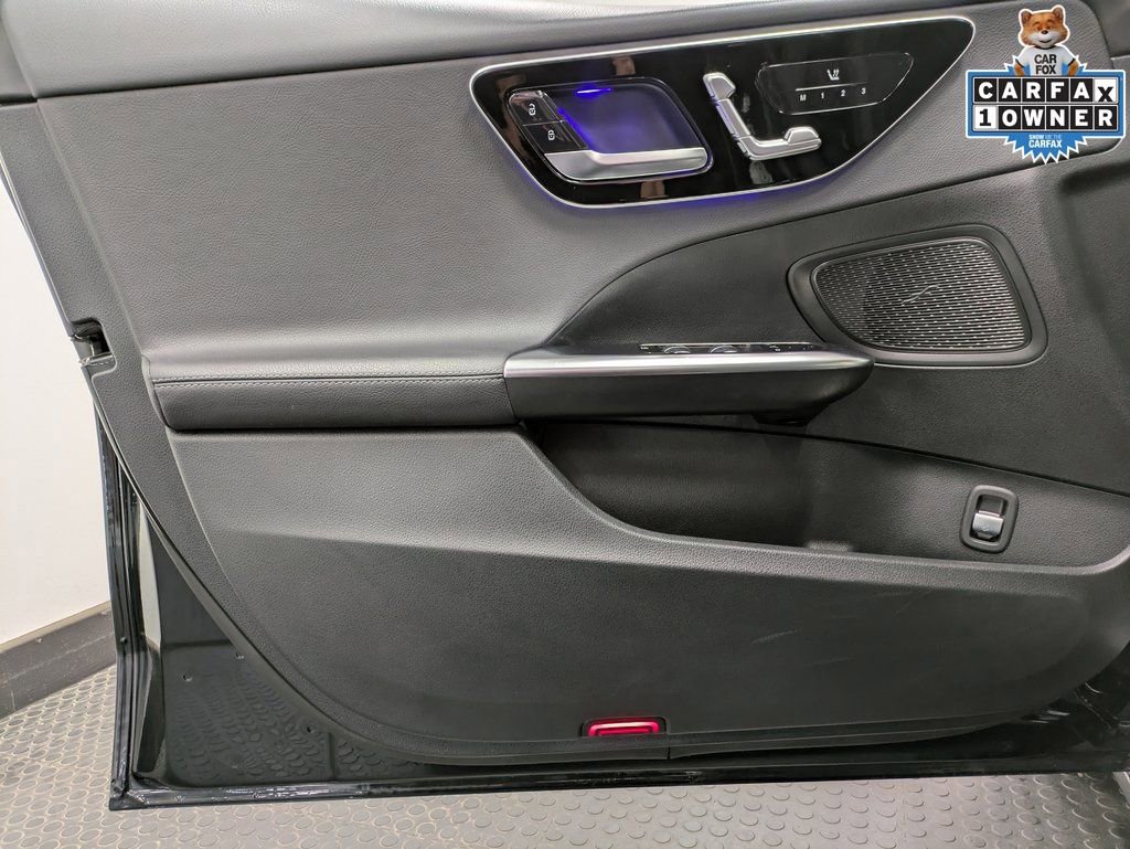 Used 2023 Mercedes-Benz C 300 4MATIC Sedan image 8