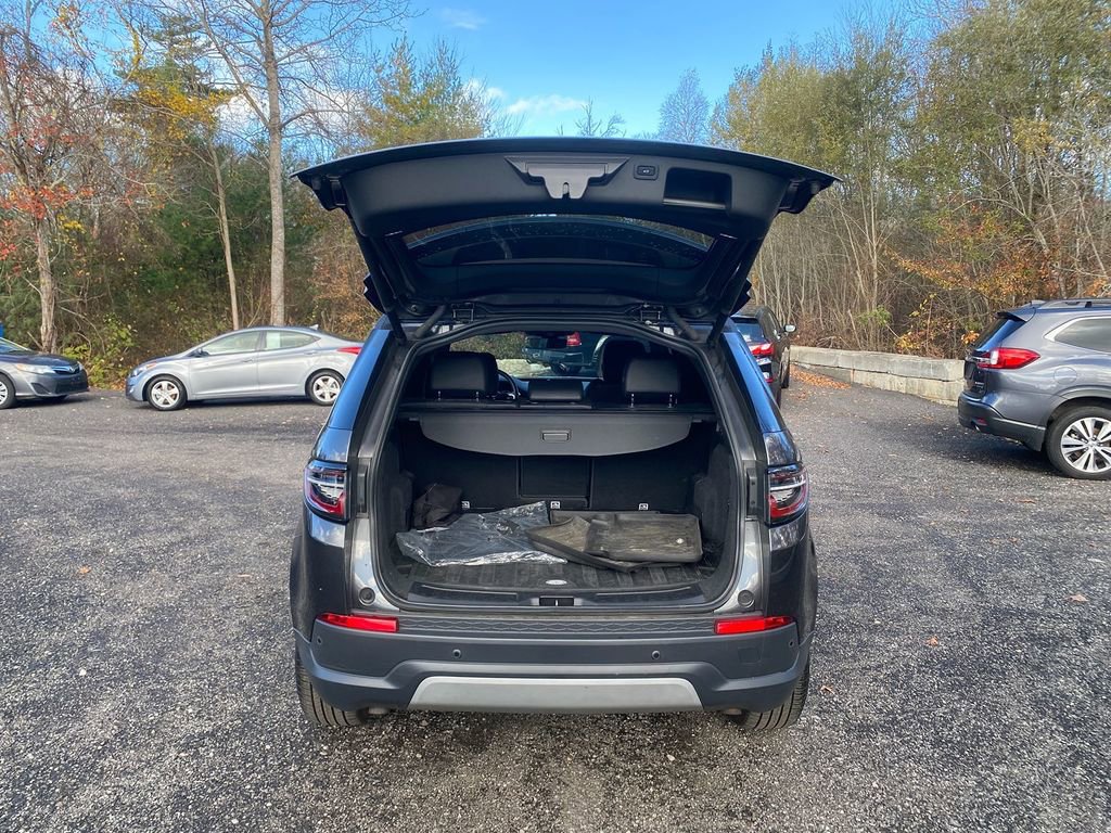 Used 2022 Land Rover Discovery Sport S image 24