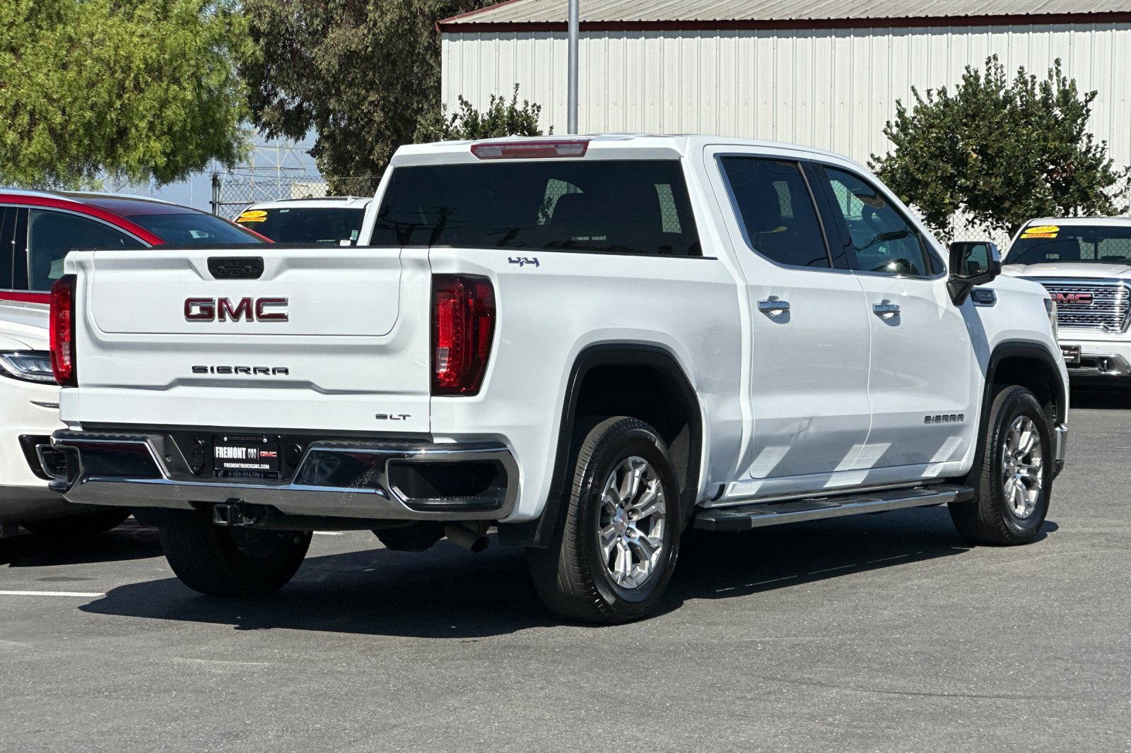 Used 2024 GMC Sierra 1500 SLT image 4