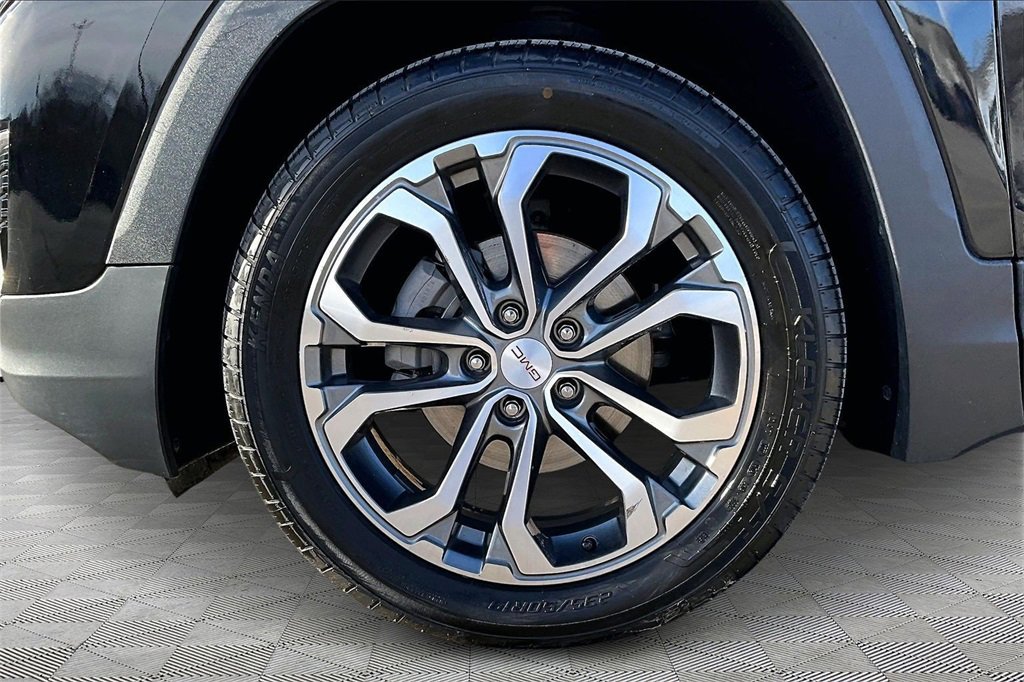 Used 2021 GMC Terrain SLT image 9