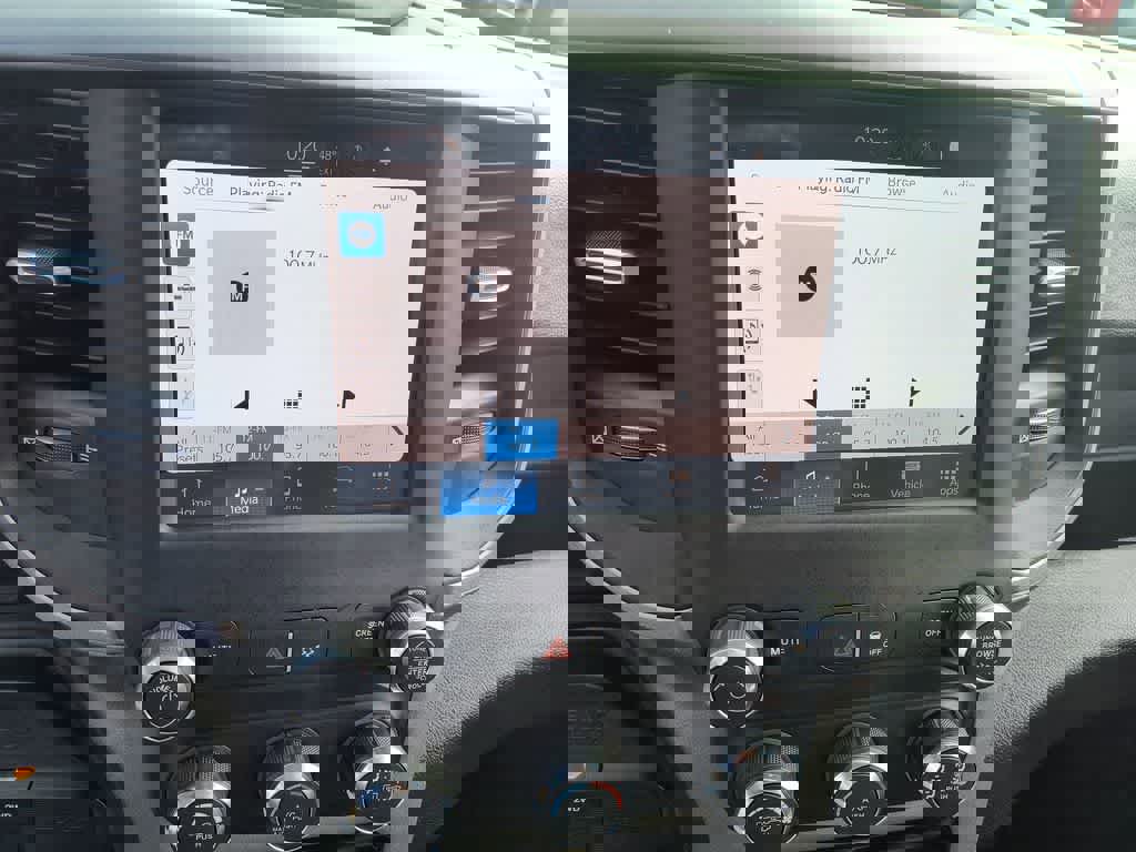 Used 2024 RAM 2500 Tradesman w/ Chrome Appearance Group image 16