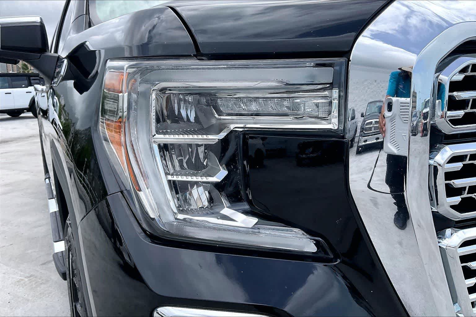 Used 2022 GMC Sierra 1500 Elevation w/ Preferred Package AWD/4WD image 31