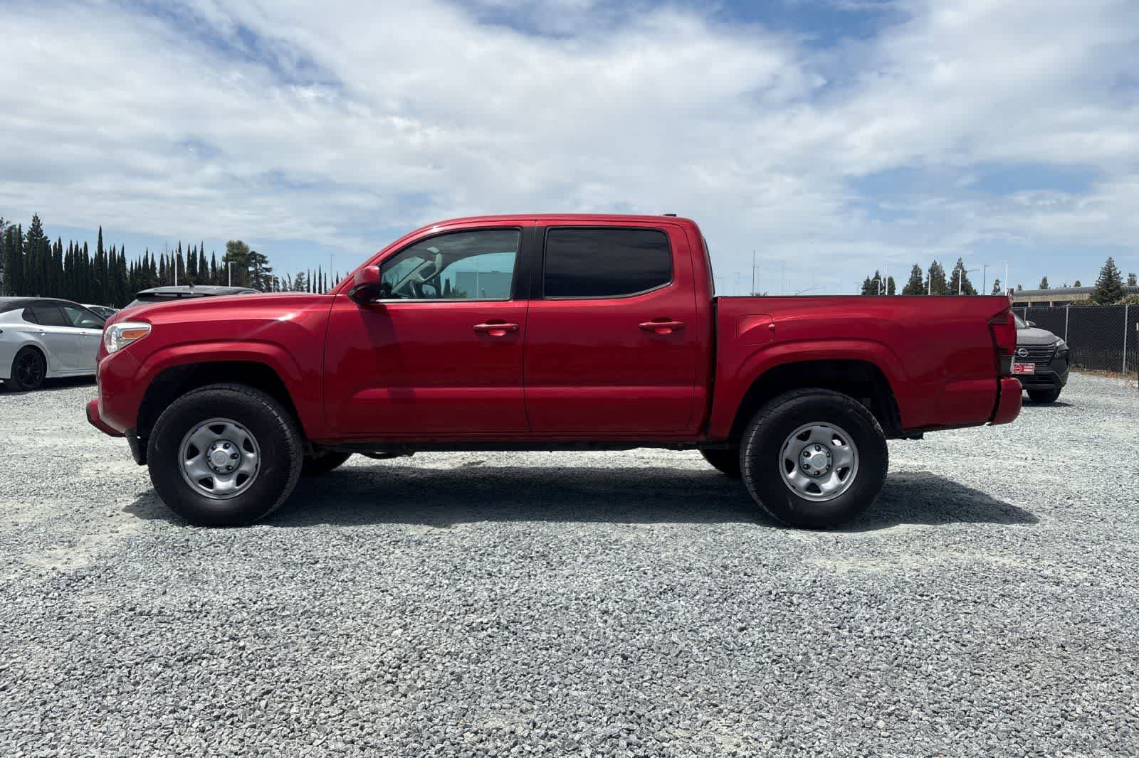 Used 2020 Toyota Tacoma SR w/ SR Convenience Package RWD image 6
