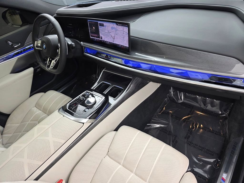 Used 2024 BMW 760i xDrive w/ Executive Package image 30