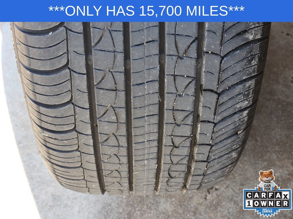 Used 2024 Hyundai Venue SEL FWD image 12