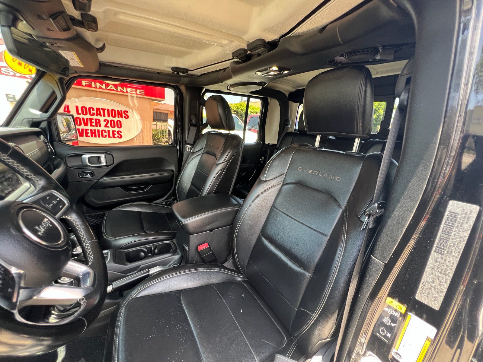 Used 2020 Jeep Gladiator Overland AWD/4WD image 15