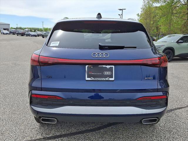 Certified 2025 Audi Q5 Premium w/ Convenience Package AWD/4WD image 5