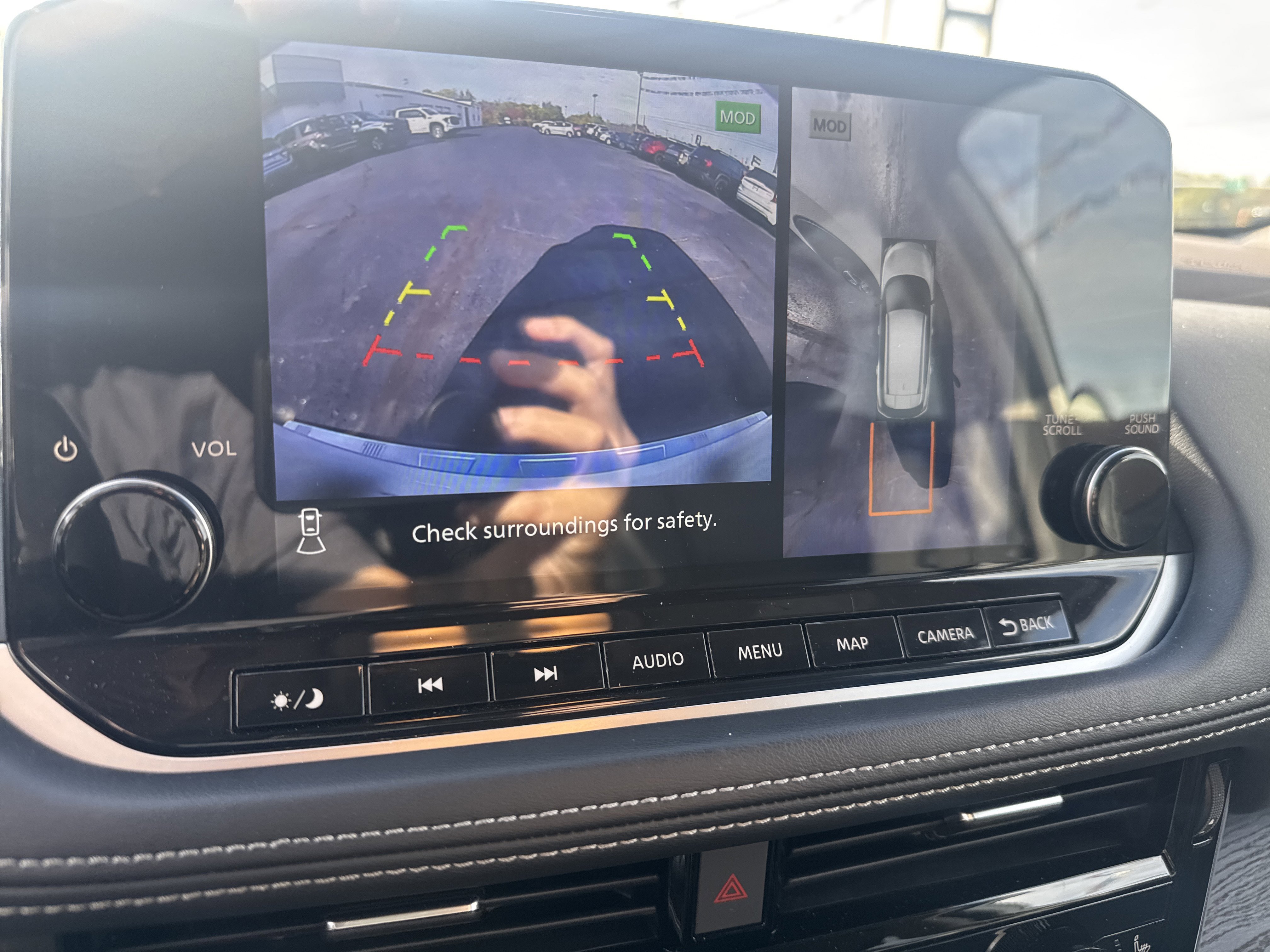 Used 2023 Nissan Rogue Platinum w/ Platinum Premium Package image 26