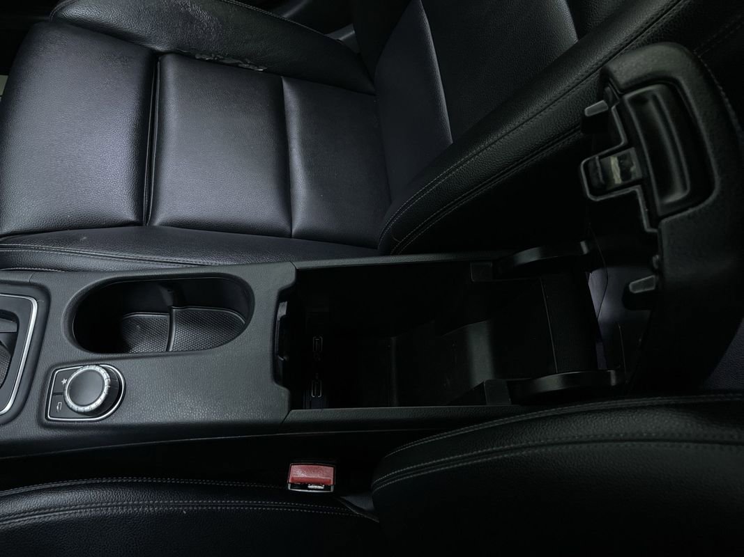 Used 2018 Mercedes-Benz CLA 250 image 24