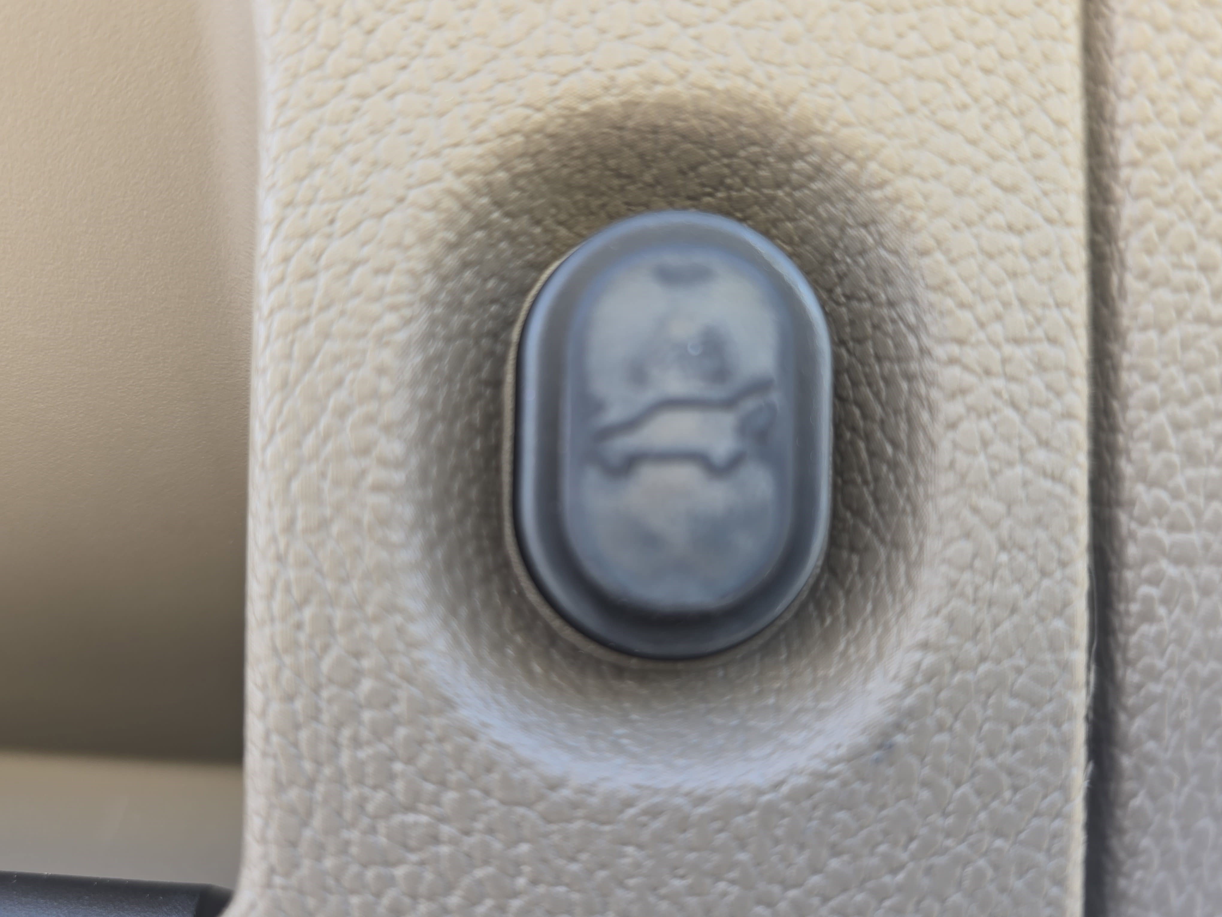 Used 2019 GMC Yukon XL SLT w/ Open Road Package image 15