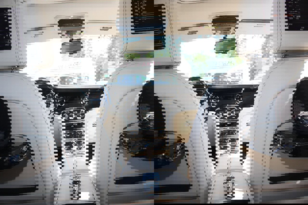 Used 2013 Bentley Mulsanne image 31